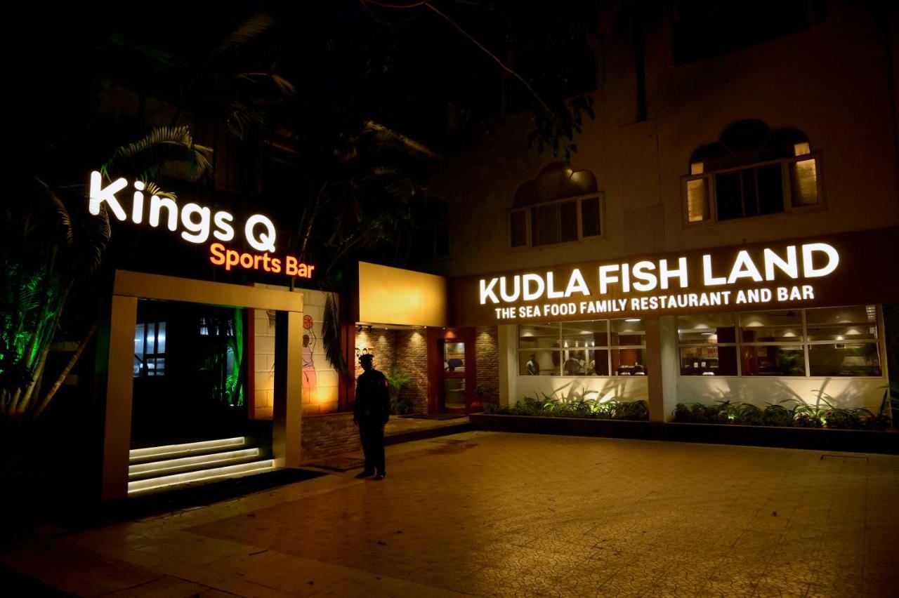 Maya'S Kings Kourt Mysore Exterior photo